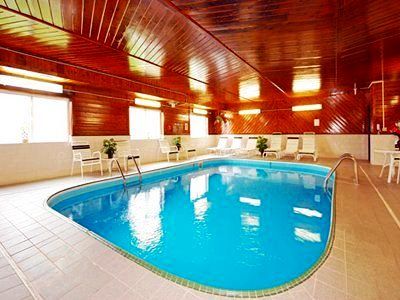 Hotel Quality & Near I-55 3*
